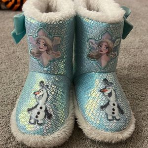 Toddler 9/10 Frozen boot slippers